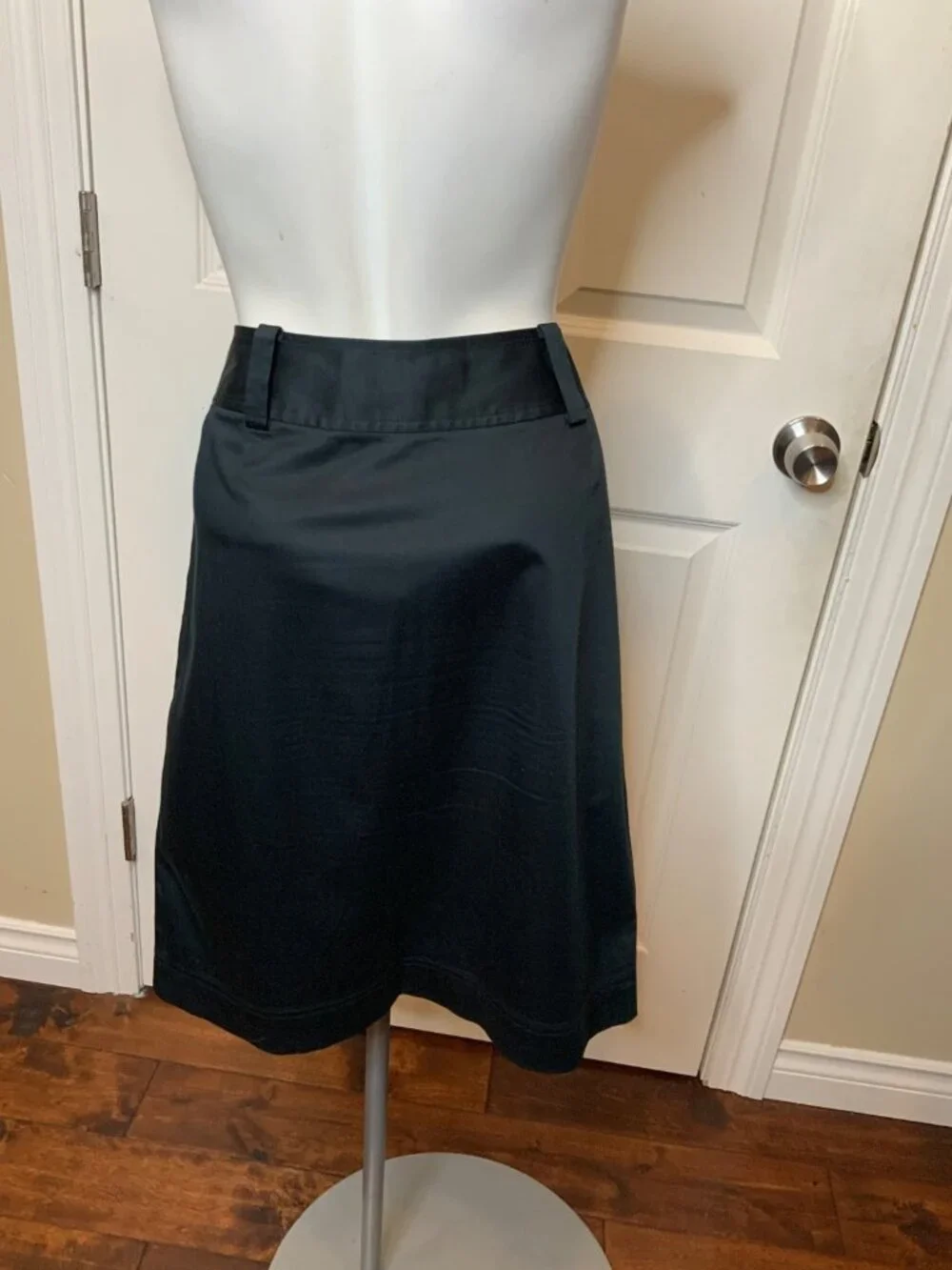 Lafayette 148 New York Navy Blue Cotton Pencil Skirt, Size 6